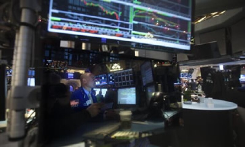 El S&P 500 cae 0.33% este viernes en la Bolsa de Nueva York. (Foto: Reuters )