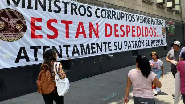 manifestación en la corte.jpg