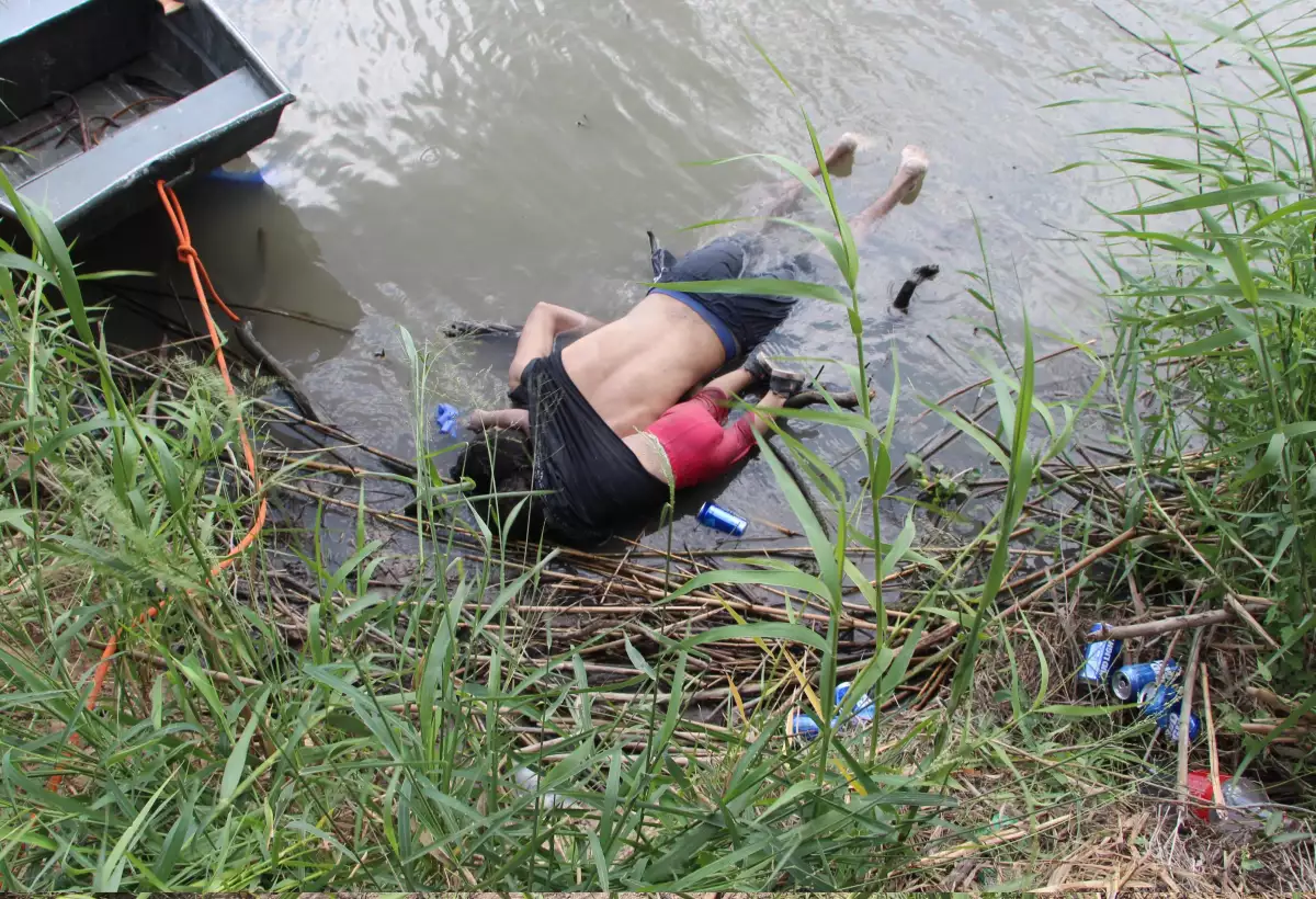 Salvadoreños en Río Bravo