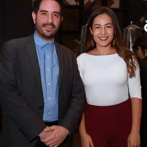 Mundo Montes de Oca y Laura Pano 