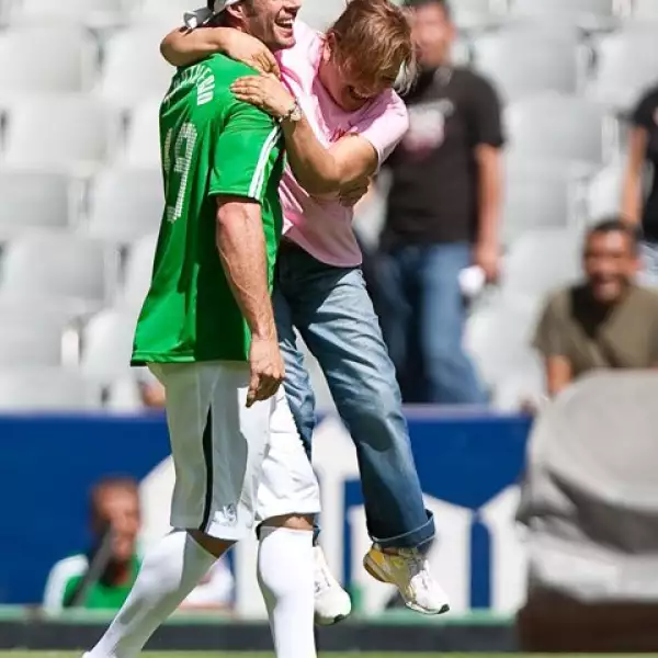 Los actores viajaron desde Mérida, donde grabaron las últimas escenas de la telenovela, para participar en este acto a beneficio.