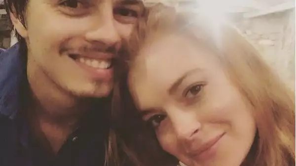 La actriz exigió una disculpa por parte de su ex prometido después de que su relación llegara a su fin tras protagonizar varios altercados violentos.