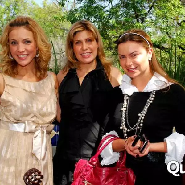 EMBAJADORAS DE AGAVIA Y RG SANCHEZ