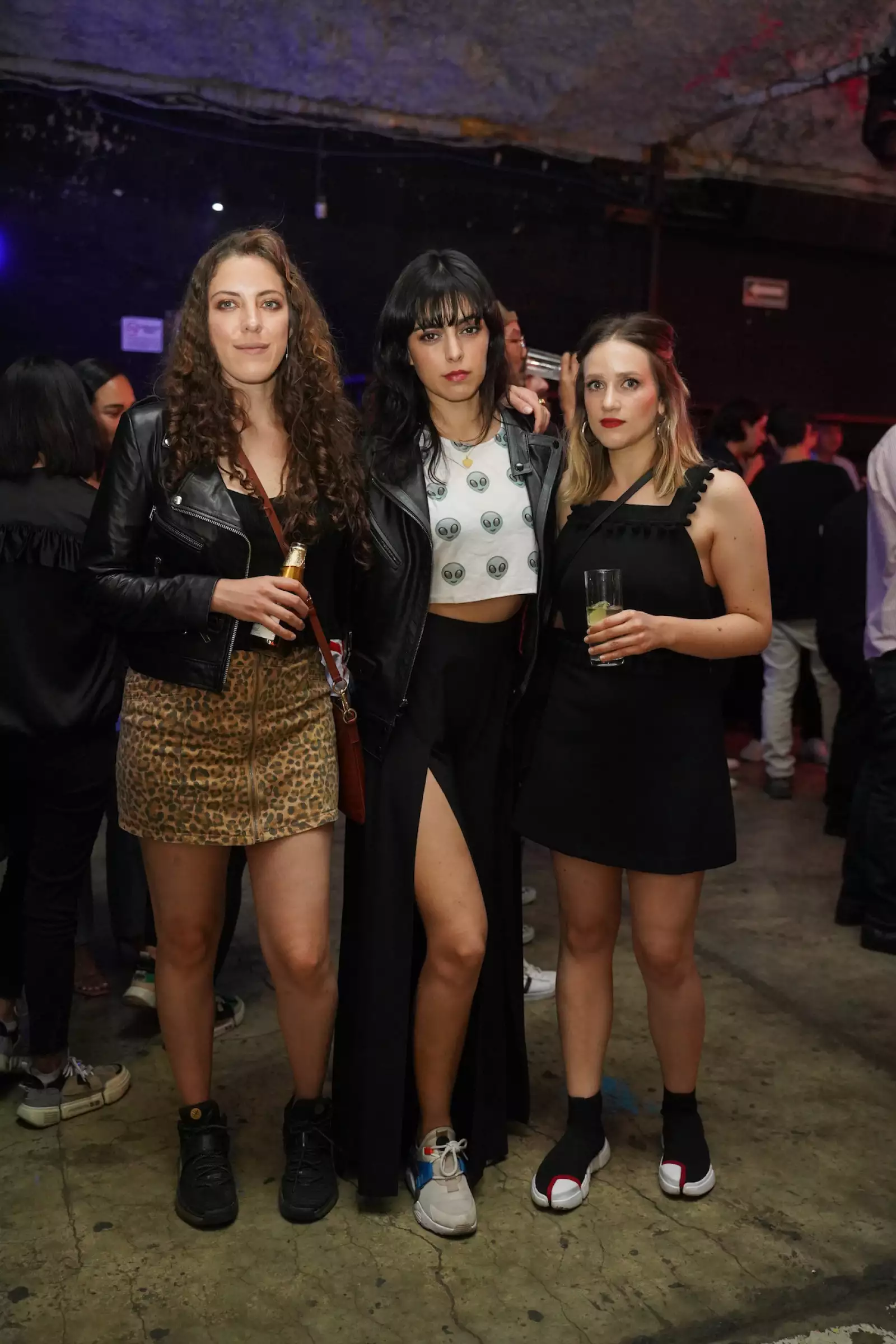 X ANIVERSARIO PARADON MODEL