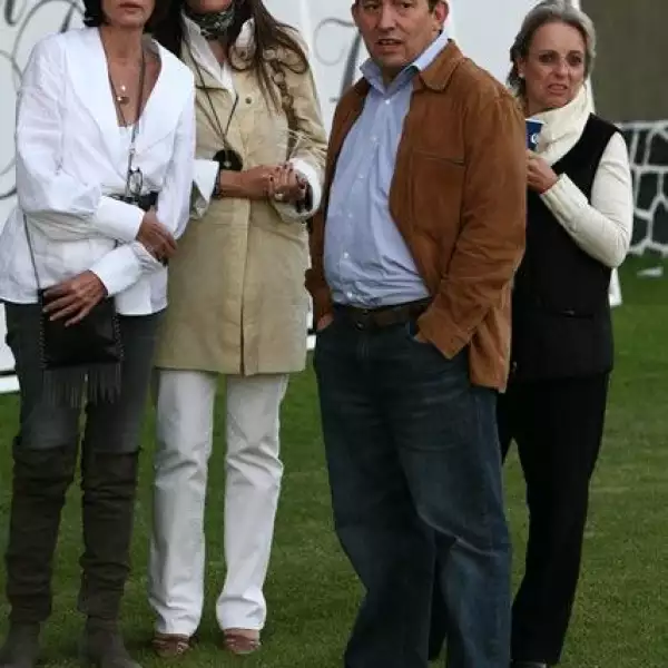 Claudia Azpiri,Marcela Aguilar,Juan Gutiérrez,Gabriela Gutiérrez