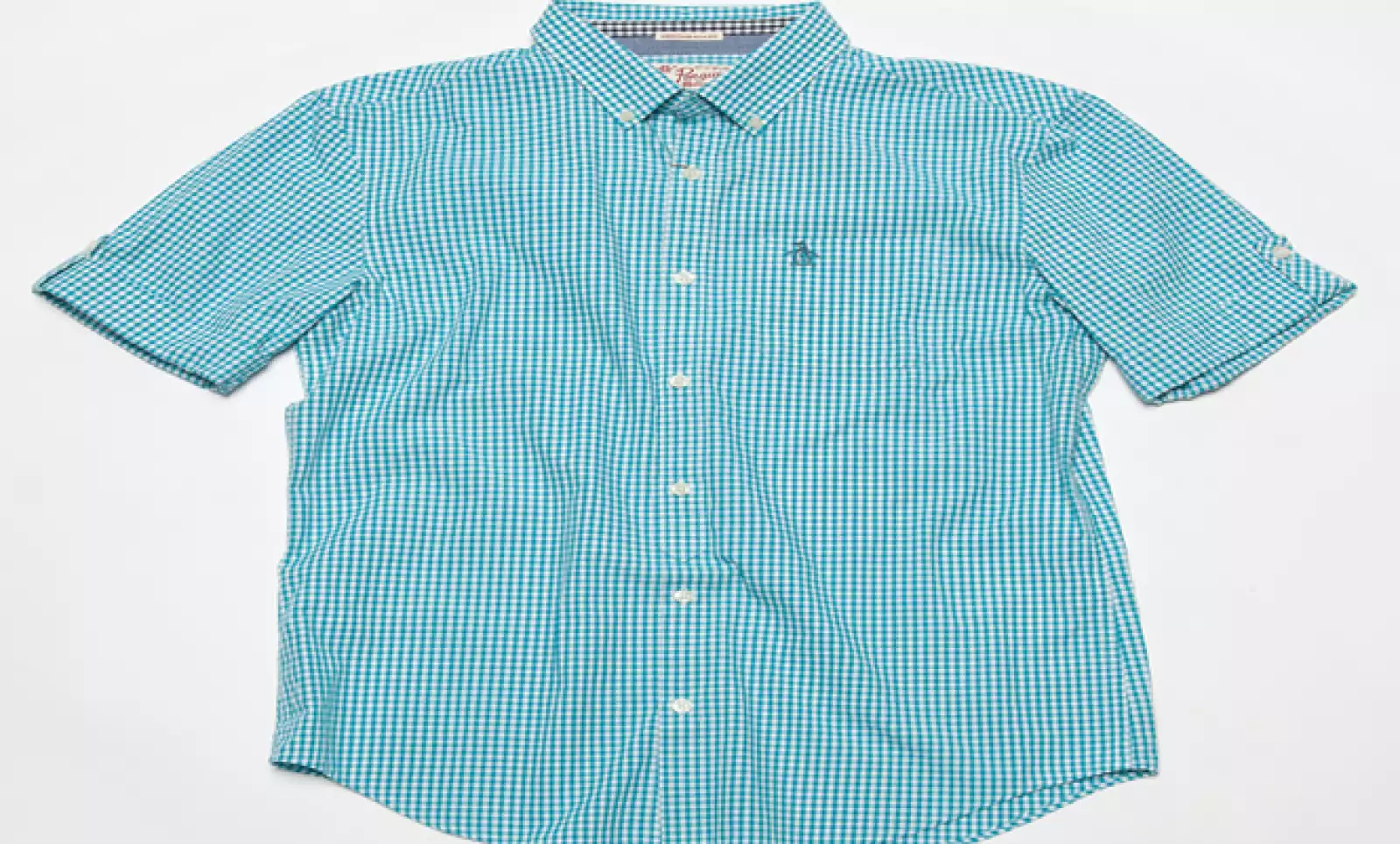 Camisas con tonos verdes, rojos, beige, azules y blanco dominan la temporada.