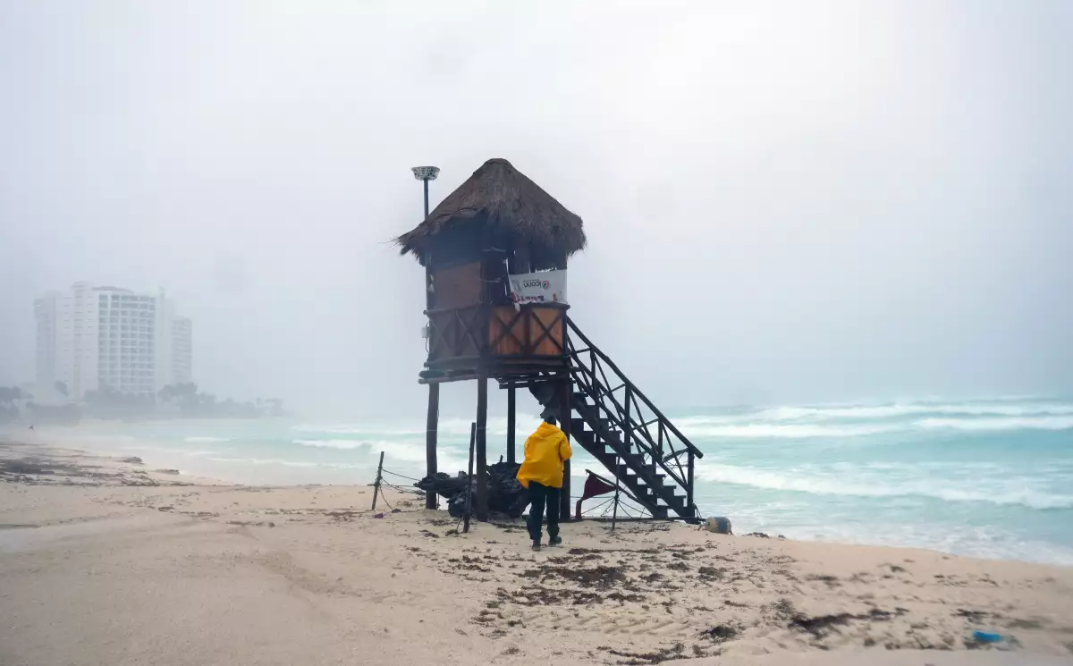 ley-seca-en-quintana-roo-huracan-beryl