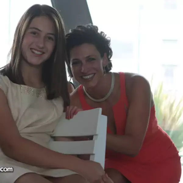 Andrea Rodriguez,Mariel Hawley