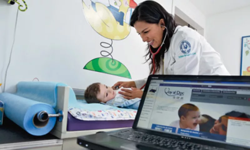 Para los médicos, Voy al Doc es una forma de competir con los consultorios de las farmacias; para los pacientes, una forma de encontrar especialistas. (Foto: Jesús Almazán)