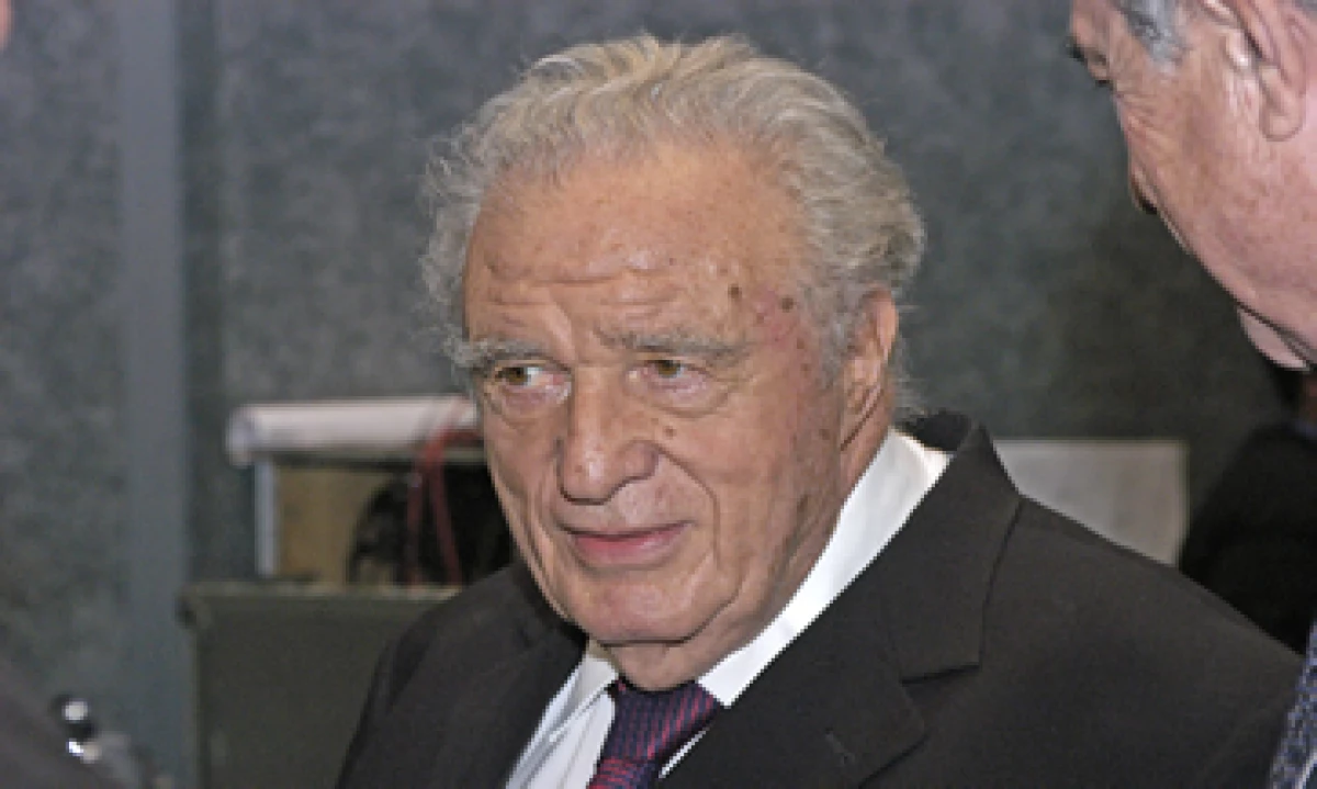 Bajo la dirección de Julio Scherer, Proceso reveló la la corrupción del entonces jefe de la policía capitalina en el sexenio de José López Portillo. (Foto: Cuartoscuro)