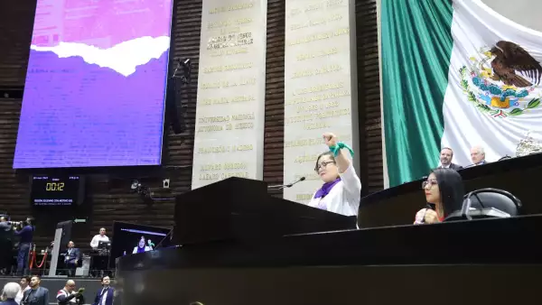 diputados en día de la mujer.jpeg