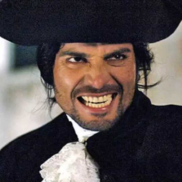 Interpretado por Chayanne en la serie de televisión del mismo nombre.