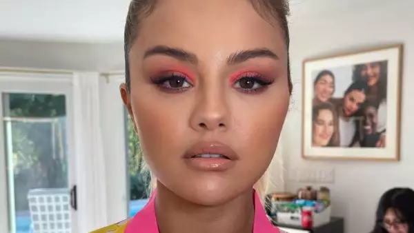 Selena Gomez.