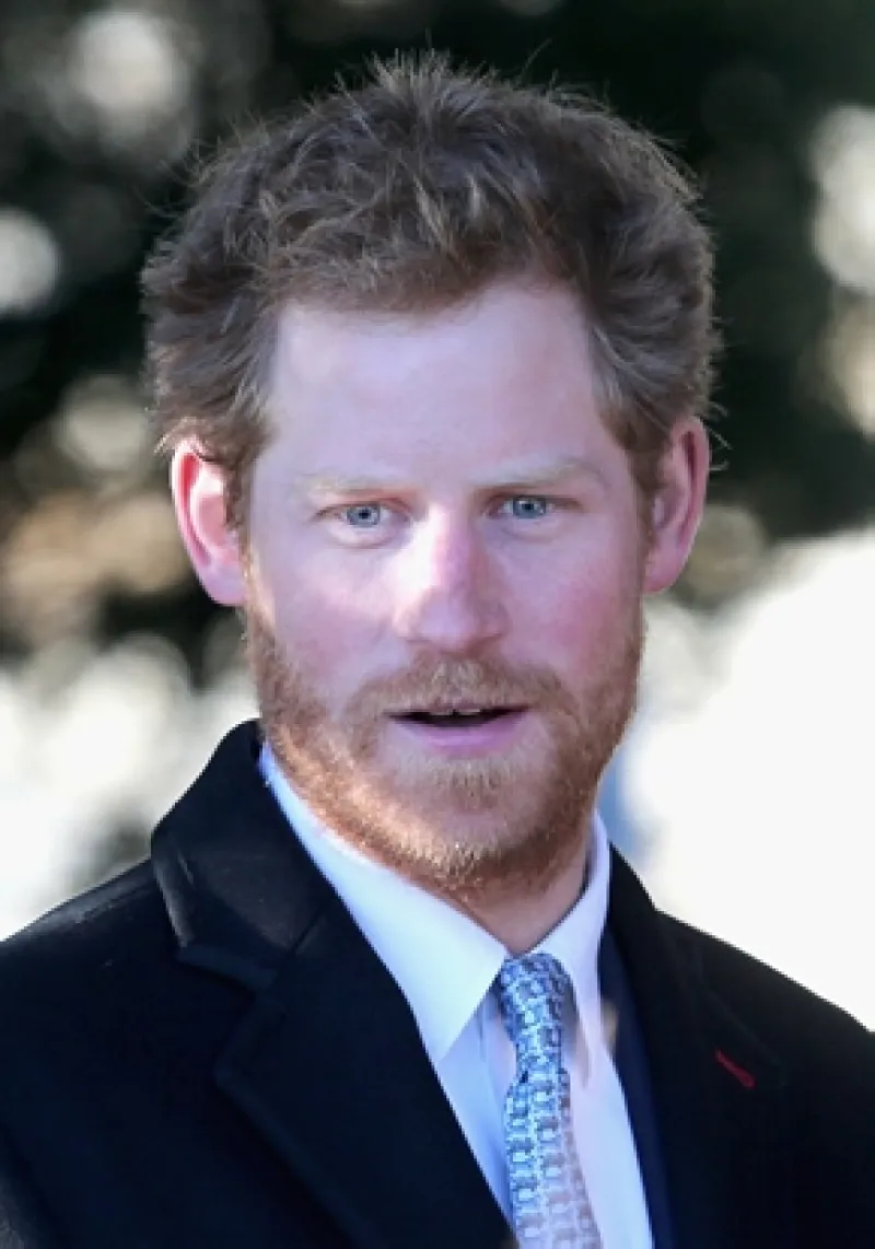 El nieto de la Reina de Inglaterra se fue de expedición a la Antártida y al volver a casa decidió conservar su barba para que lo viera su novia, aunque a su abuela no le guste.