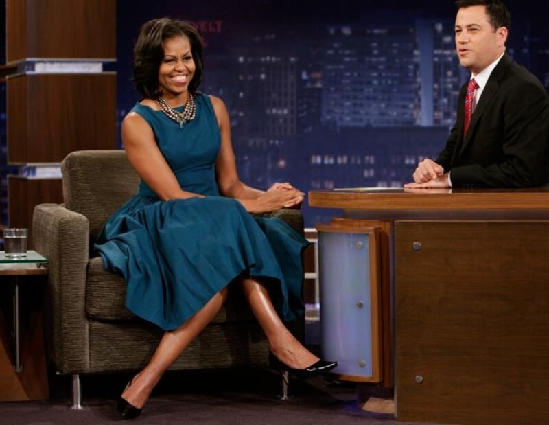 Michelle Obama forma parte de la lista de las Primeras Damas con mejor estilo de acuerdo con la revista Vanity Fair, otras mujeres que aparecen son Rania de Jordania y Angélica Rivera.