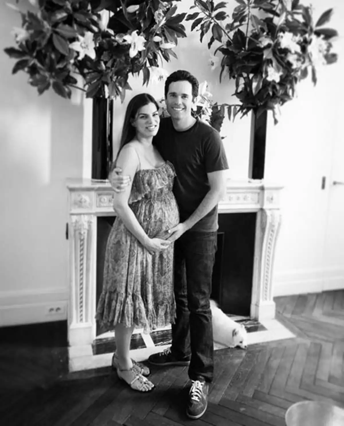 Este lunes es un día especial para los futuros papás, pues celebran un año de que se convirtieron en novios mientras esperan el nacimiento de Amaia, su primera bebé.