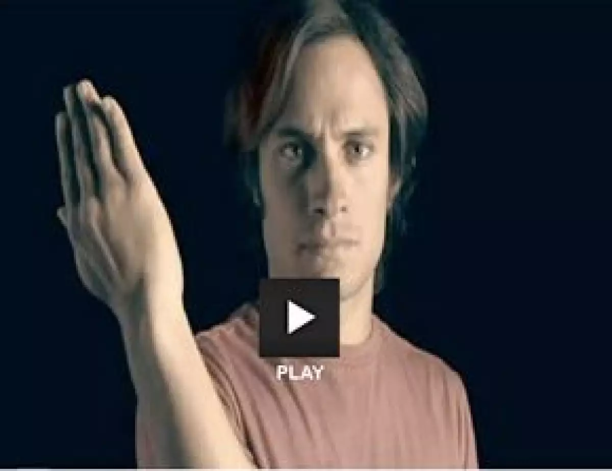 El actor mexicano presta su voz e imagen en un anuncio vía internet en el que anima a la gente a sumarse a la nueva campaña de lucha contra el cambio climático.