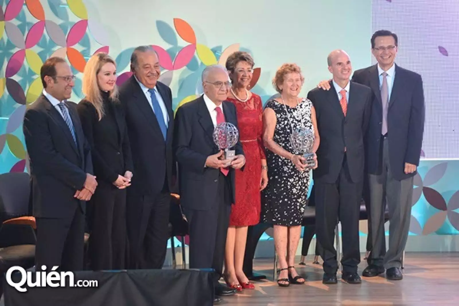 Marco Antonio Slim Domit,Elizabeth Holmes,Carlos Slim Helú,Dr. Daniel Stamboulian,Mercedes Juan,Dra. Ana Flisser Steinbruch,José Antonio González Anaya y Roberto Tapia Conyer.
