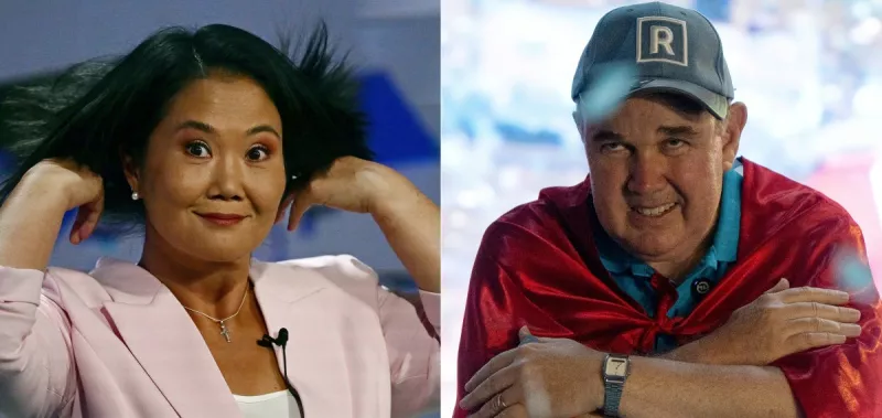 Esta combinación de imágenes de archivo creadas el 30 de marzo de 2026 muestra a la candidata presidencial peruana Keiko Fujimori, por el partido Fuerza Popular, arreglando su cabello durante la tercera ronda de debates sobre la lucha contra el crimen y la corrupción en el Centro de Convenciones de Lima en Lima el 25 de marzo de 2026; y el candidato presidencial de Perú Rafael López Aliaga, por el Partido Popular de la Renovación, durante un mitin en el distrito de San Juan de Lurigancho, en las afueras de Lima, el 15 de marzo de 2026.