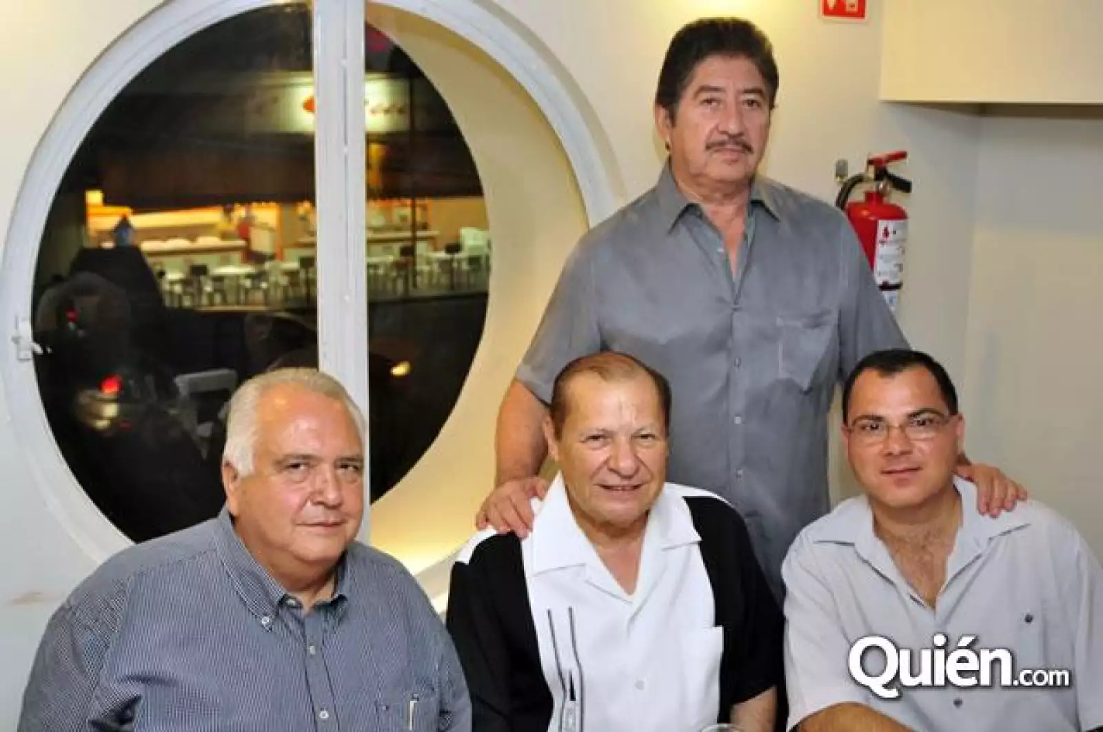 INAUGURACIÓN DE LA PERLA OYSTER BAR