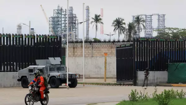 dos-bocas-refineria-2025