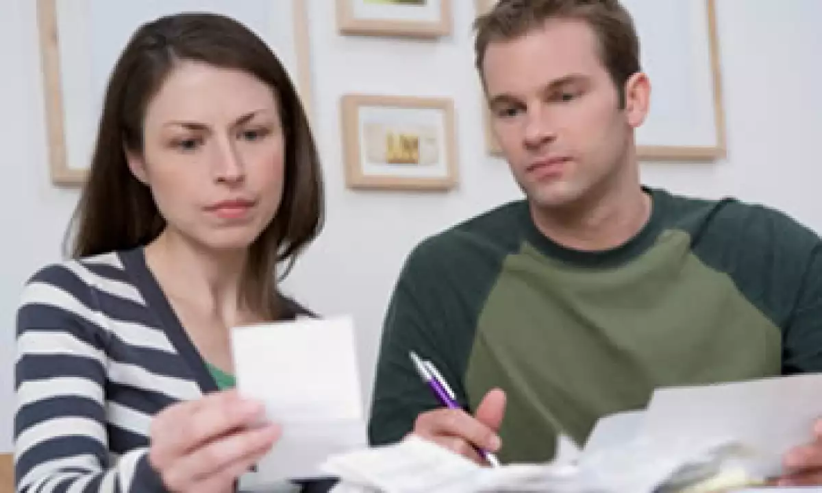 Según el análisis de la UNAM, este año las familias ya tienen comprometido 35% de sus ingresos con pagos por financiamientos adquiridos. (Foto: Thinkstock)