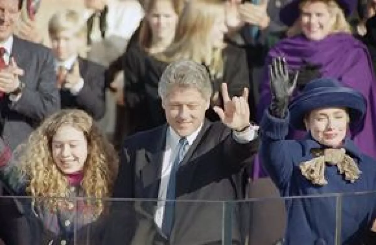 Malia y Sasha se están acostumbrando a la vida en su nueva residencia, pero no han sido las únicas que han disfrutado del cuento de hadas dentro de la mansión.