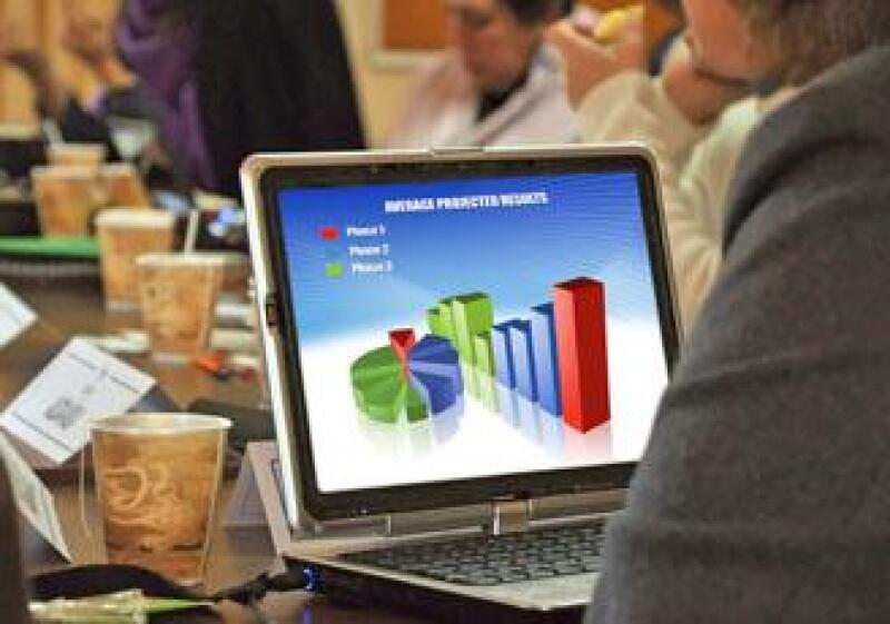 junta con lap top