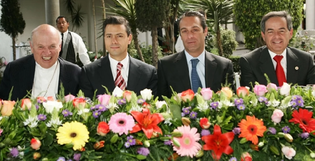 Personajes del mundo político, empresarial y religioso se dieron cita este jueves en la diócesis de Ecatepec para acompañar al obispo mexicano en su natalicio número 73.