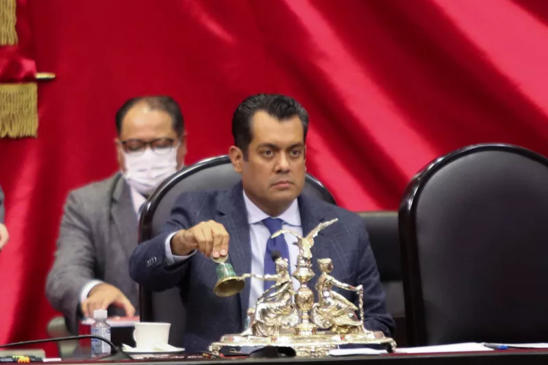 El diputado Sergio Gutiérrez Luna, presidente de la mesa directiva en la Cámara de Diputados