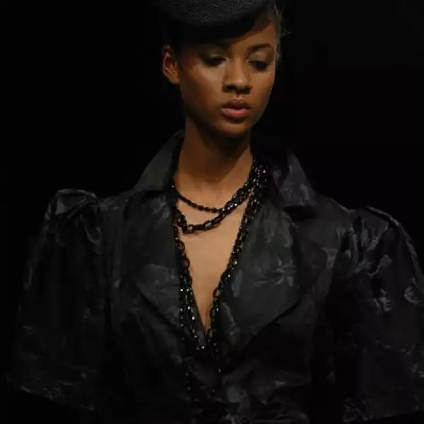 MBF Pasarela Eduardo Lucero