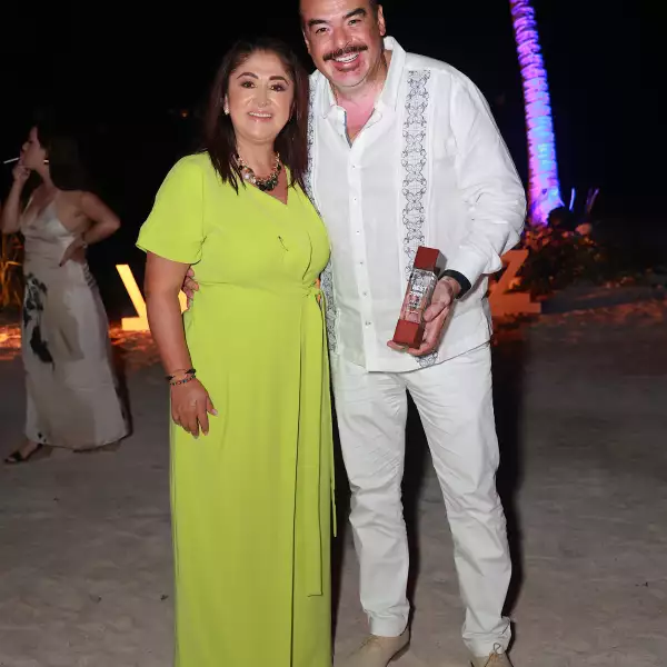 Norma Cárdenas  y Moisés Rodríguez 