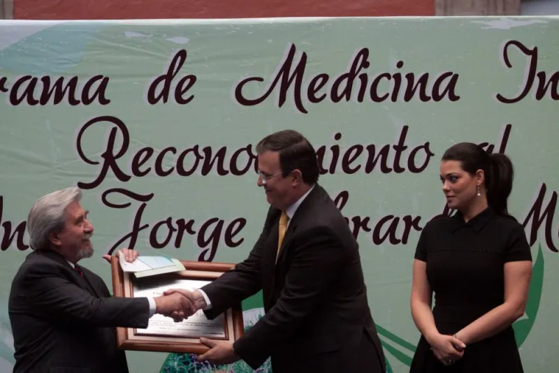 Él es el Marcelo Ebrard Maure 1.jpg
