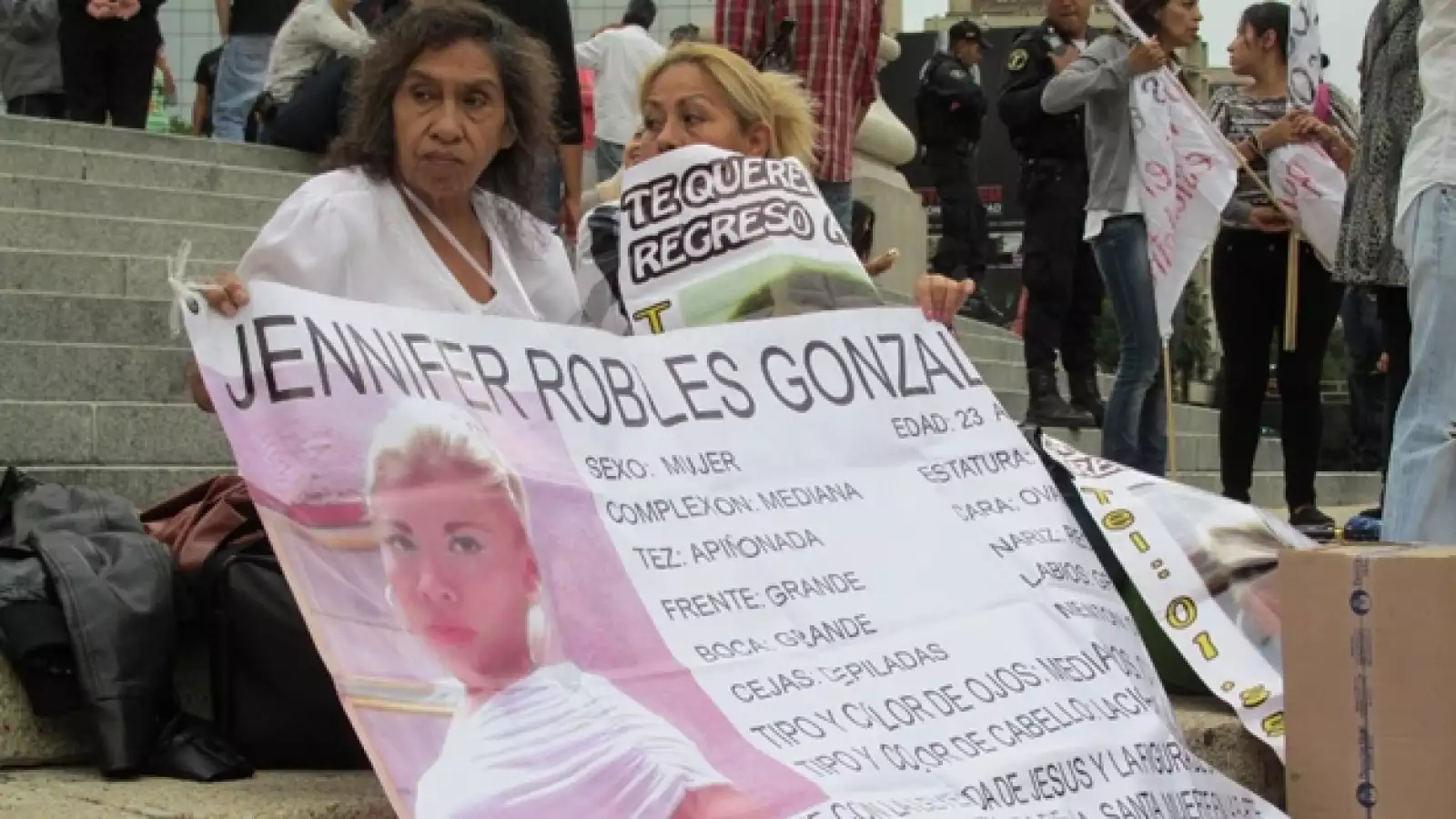 familiares, caso heaven, marcha
