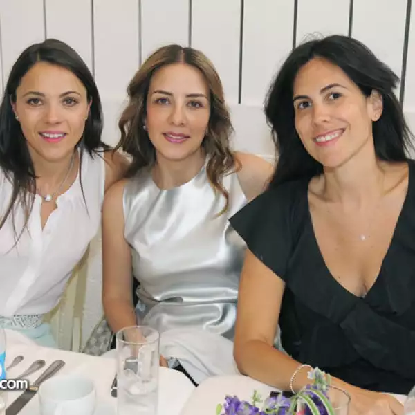 Mónica Muñoz,Olga Valls,Jessica Lambroso