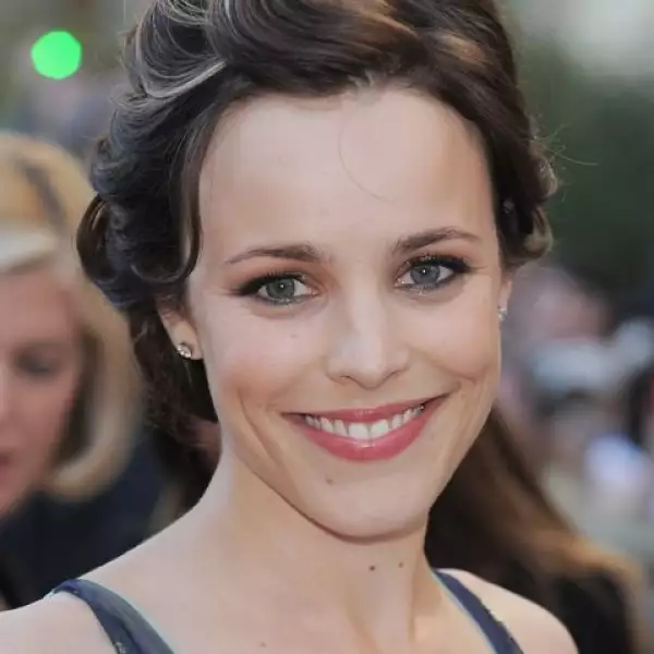 La protagonista de Vuelo Nocturno, Rachel McAdams,  es otra de las actrices que más cobra por película, y que de verdad lo merece.