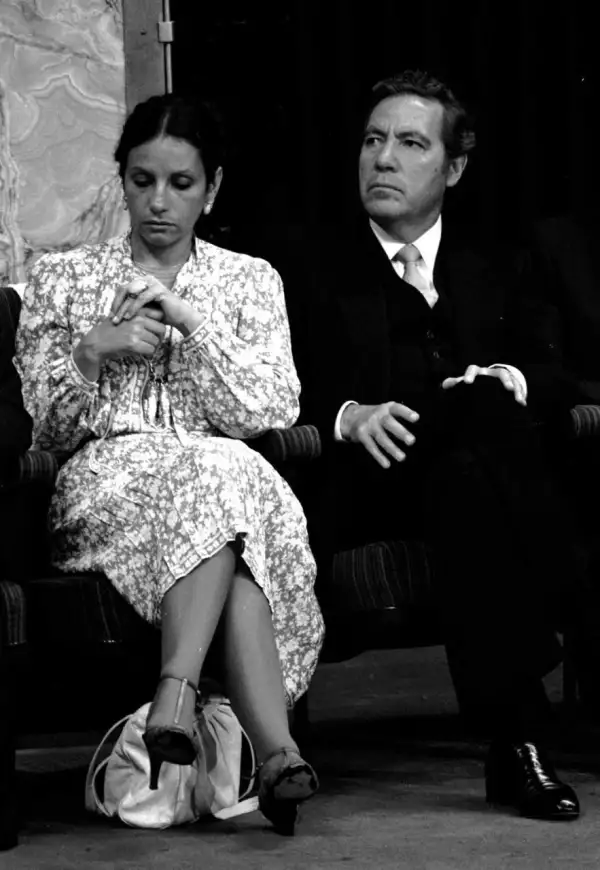 Rosa Luz Alegría y Carlos Hank González en el informe del presidente José López Portillo. 01 septiembre de 1980 