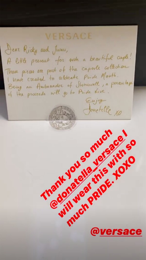 ricky-martin-regalo-donatella-versace-pride-1