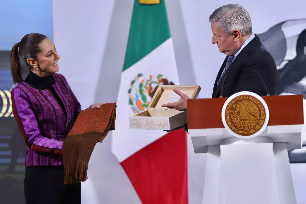 Netflix invertirá 1,000 millones de dólares en México, confirma Ted Sarandos