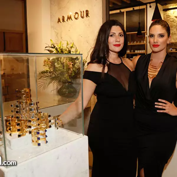 Riana Armour y Megan Martin