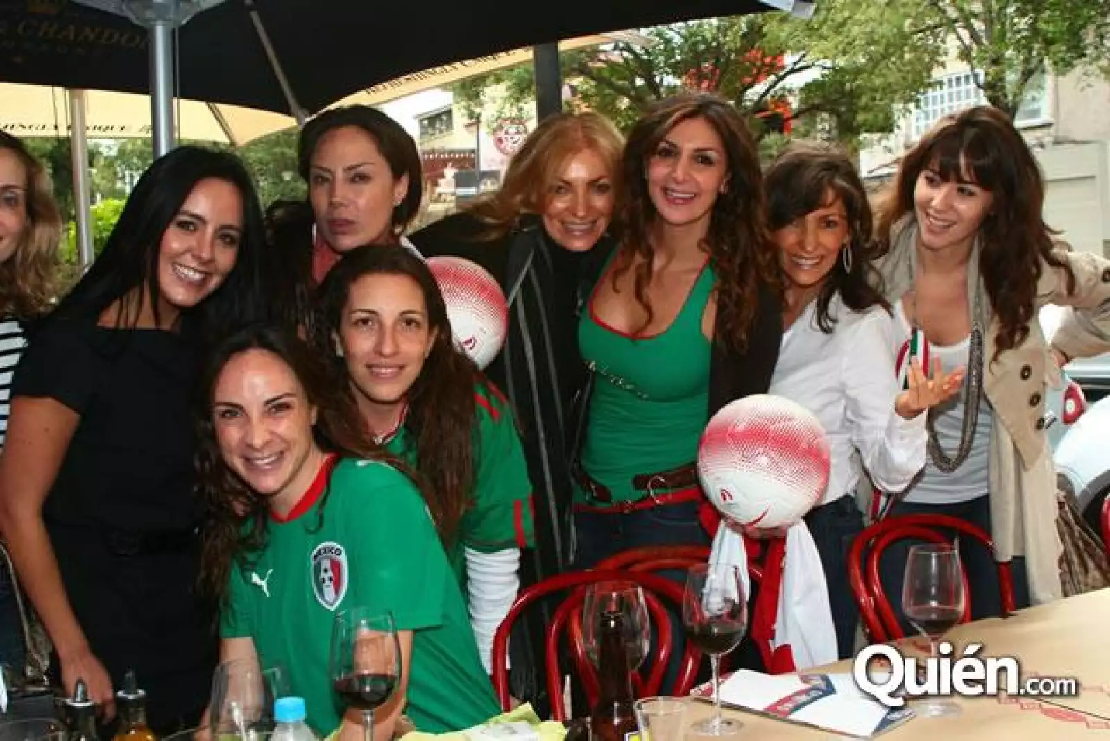 Ambiente Partido México Francia Polanco