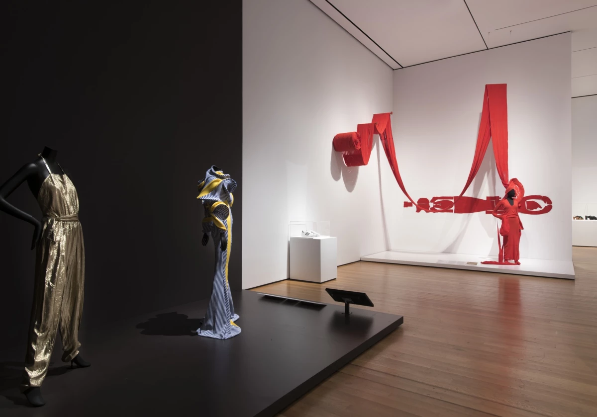 Items: Is Fashion Modern?