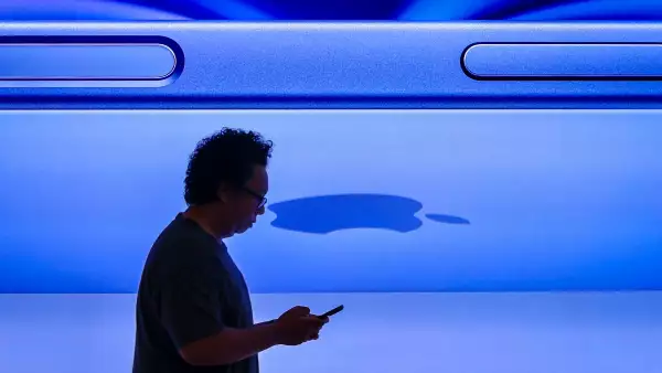 Apple asegura haber corregido la falla, pero investigadores afirman que el problema persiste.