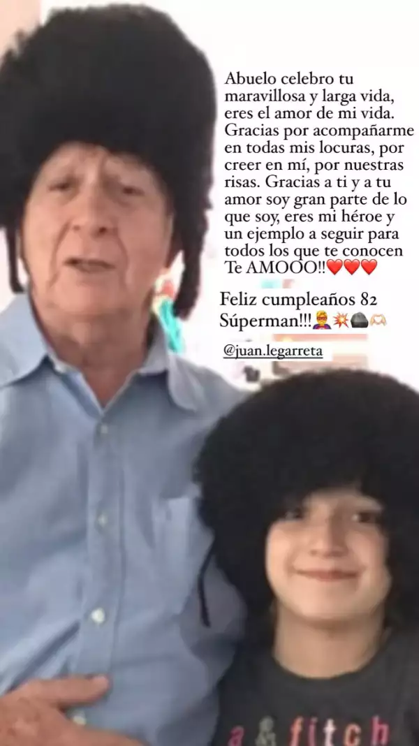 Juan Legarreta papá de Andrea Legarreta con su nieta