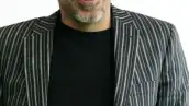 El actor mexicano dijo que le ofrecieron el rol protagónico en una película inspirada en la última novela escrita por el Nobel colombiano.