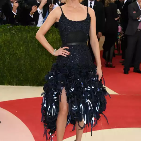 Amber Valetta en H&M.