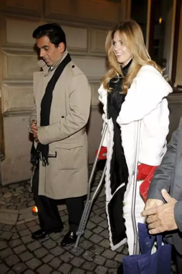 A pesar de llevar muletas, no perdió nunca el estilo.