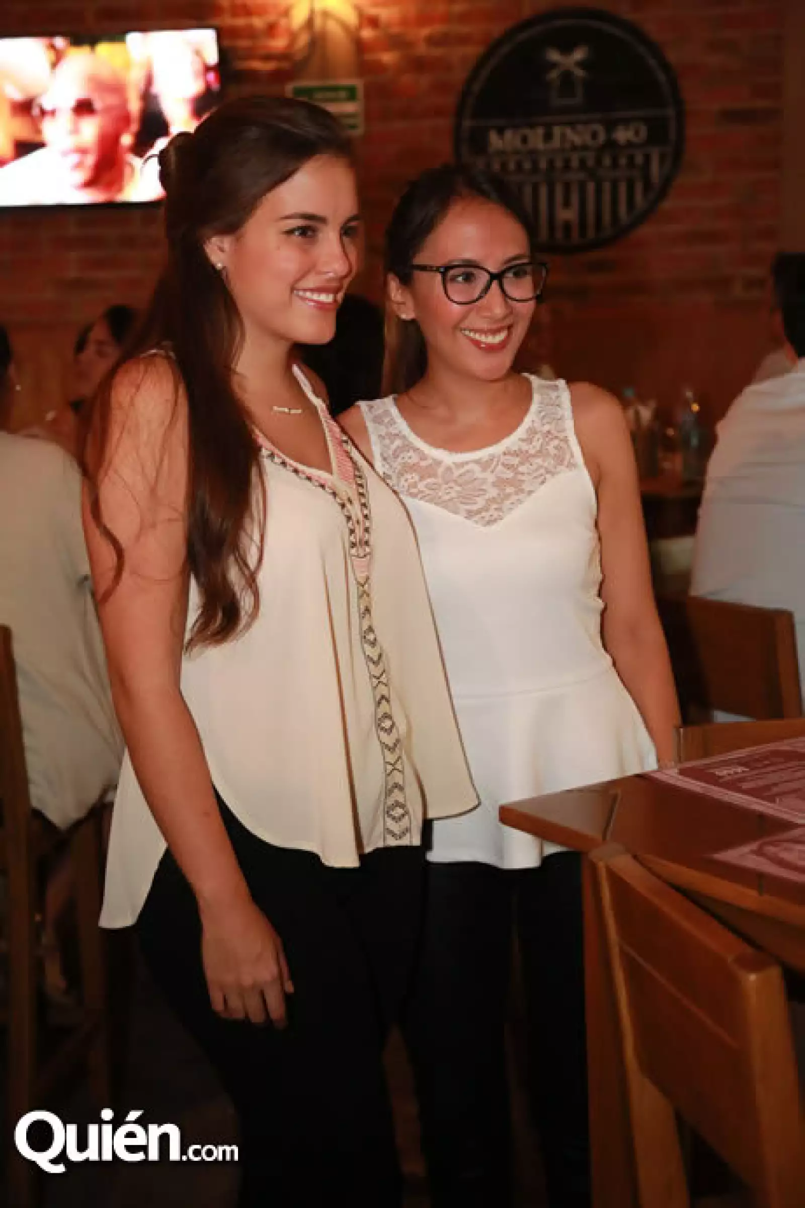 Mayte Gómez y Fernanda Barba