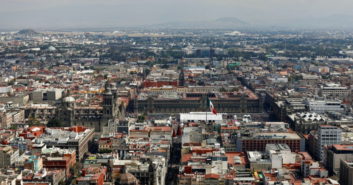 Hacienda daha fazla para toplıyor ve halka açık harcamalara 216.000 MDP'yi düşürüyor