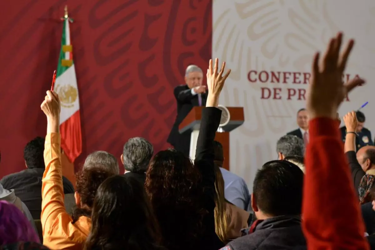 AMLO ataques prensa.jpg